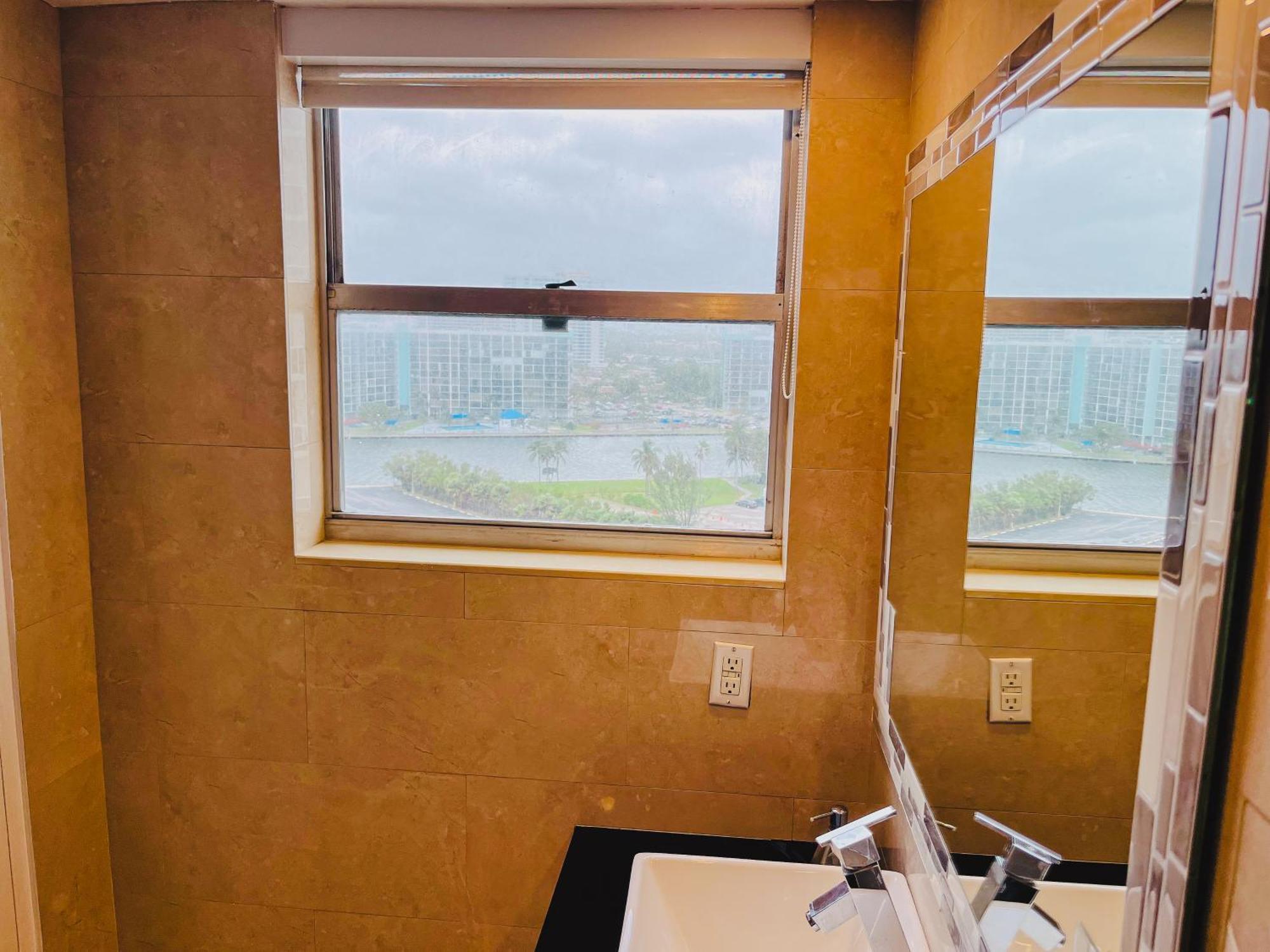 Miami Hollywood Awesome 2 Bedroom 2 Bathroom 003-22Bvic מראה חיצוני תמונה