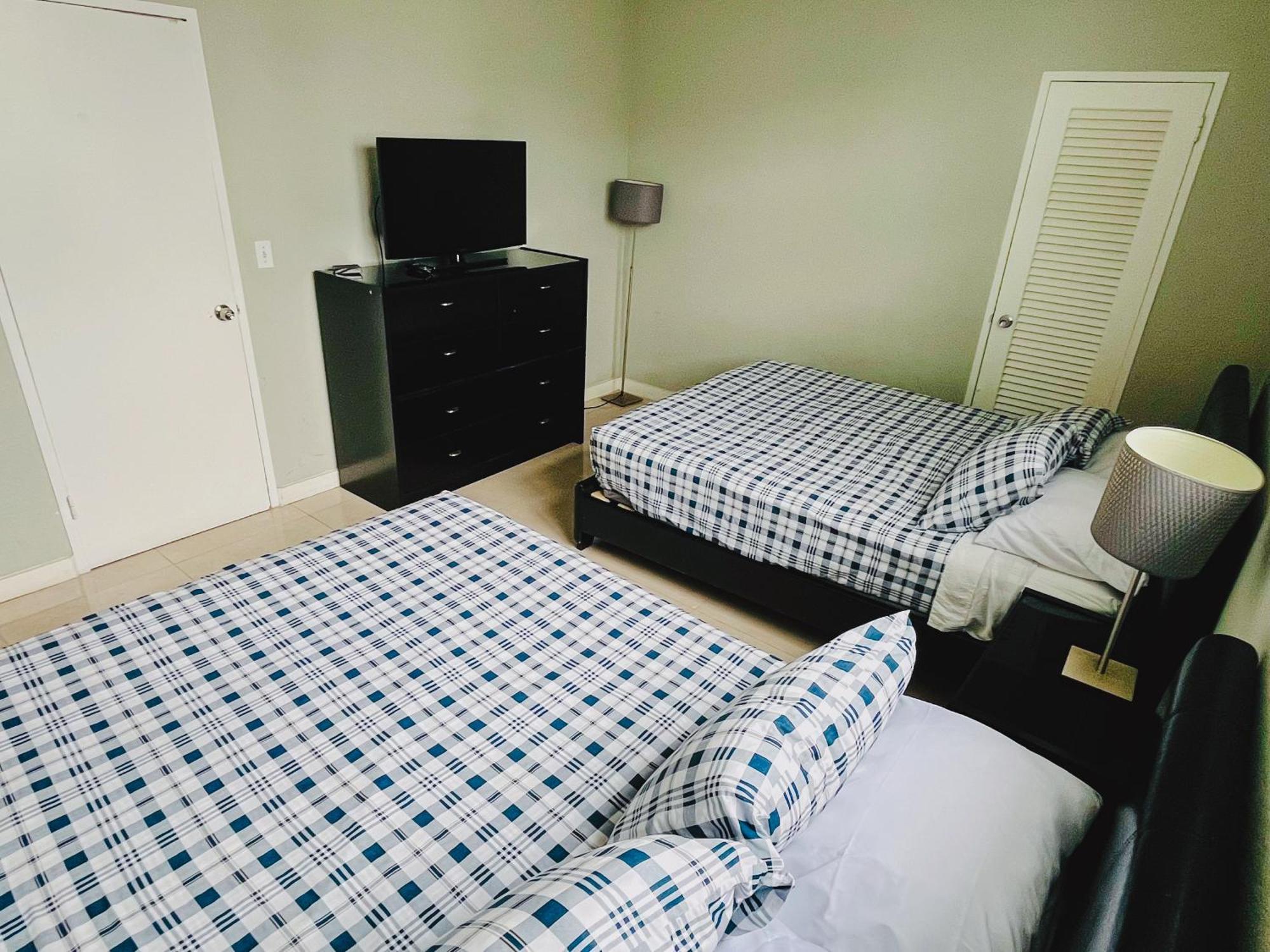 Miami Hollywood Awesome 2 Bedroom 2 Bathroom 003-22Bvic מראה חיצוני תמונה
